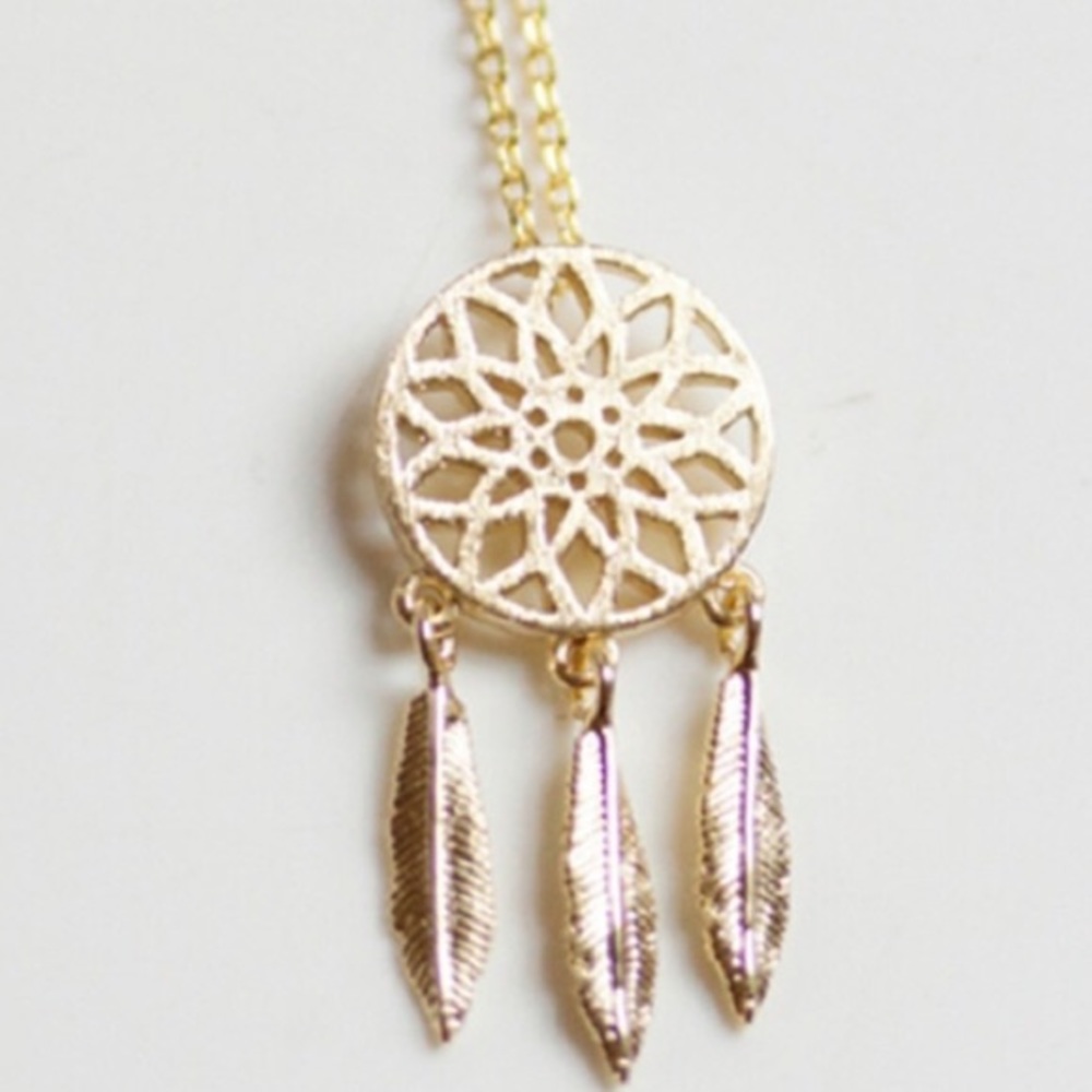 SALE 🌟Dainty,🌟dream✨catcher,🌟gold✨ necklace🌟
